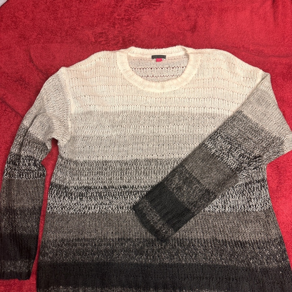 Vince Camuto Women's Ombre Knit Sweater - Cream and Gray